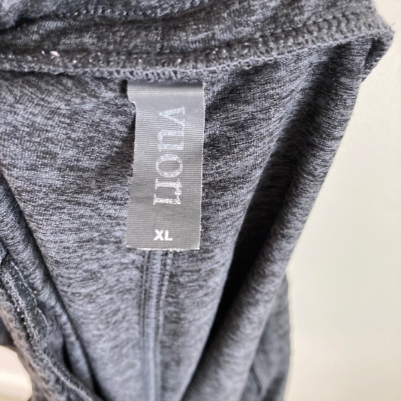 Vuori men’s shorts - Picture 3 of 7